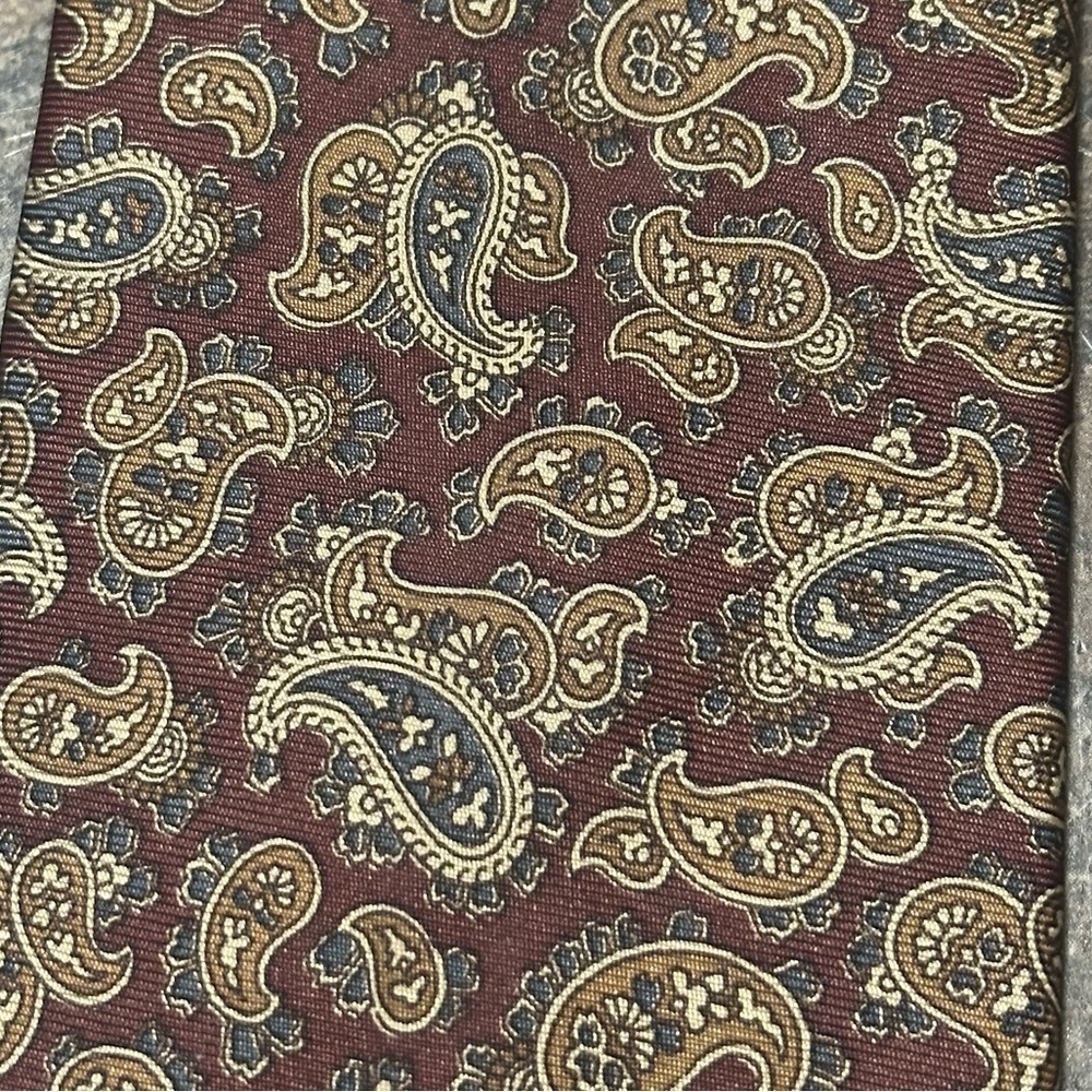 Robert Talbott Vintage Paisley Tie - Picture 2 of 3
